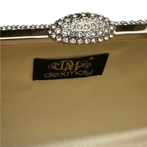 Gold Glamour Wristlet Clutch - Picture 9 of 16